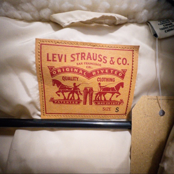 NWT Levis Sherpa Jacket - Picture 2 of 8